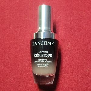 Lancome Génifique Serum - Black and Silver